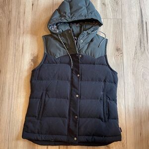 Patagonia Black and Dark Green Puffer Vest
